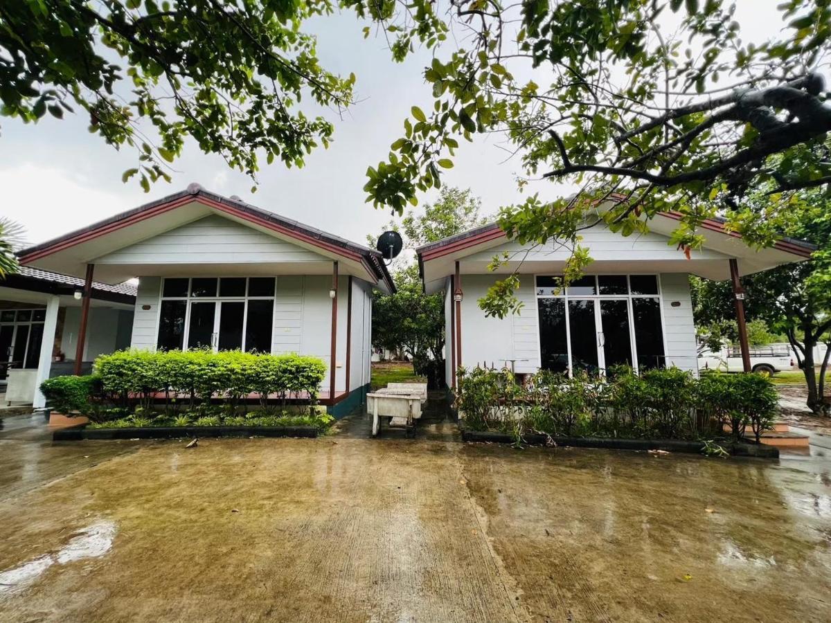 Baan Suan Khun Yaiy Hotel Ban Wang Takhrai Eksteriør billede