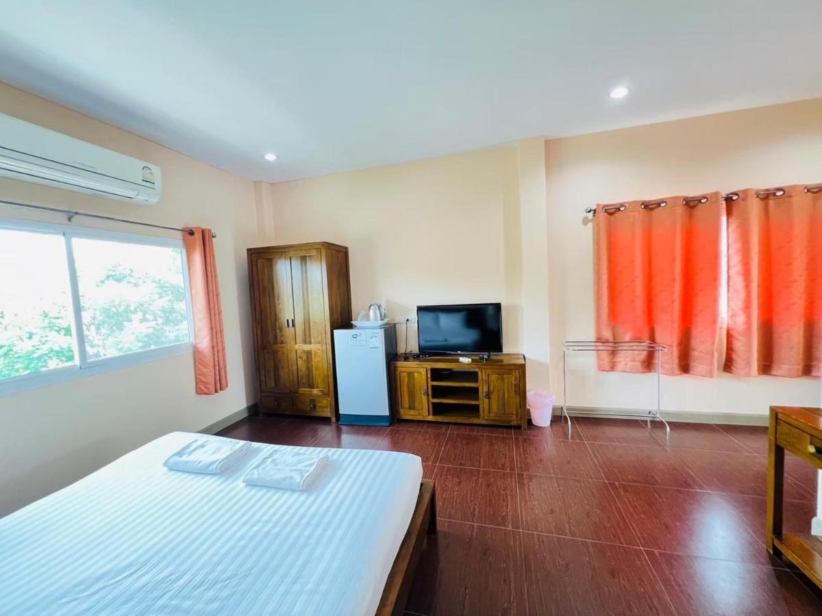 Baan Suan Khun Yaiy Hotel Ban Wang Takhrai Eksteriør billede