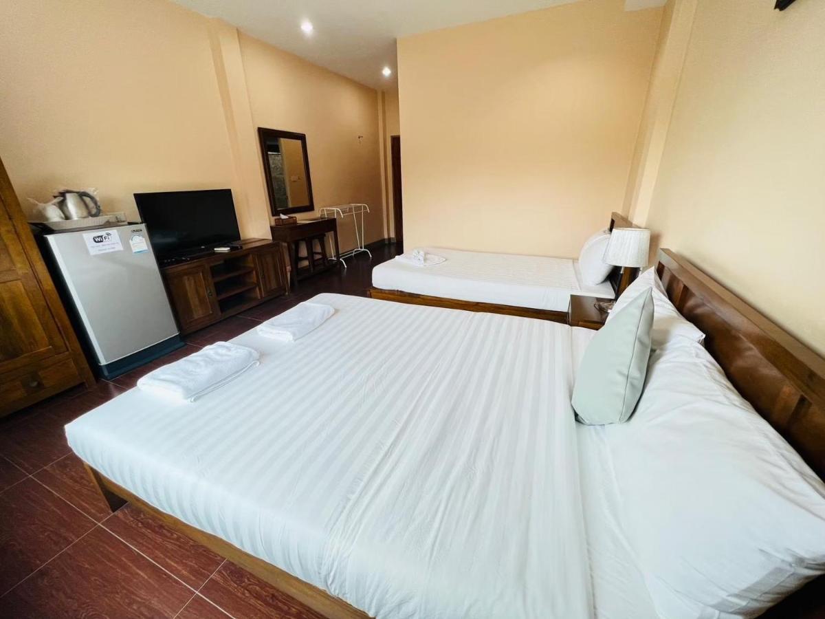 Baan Suan Khun Yaiy Hotel Ban Wang Takhrai Eksteriør billede